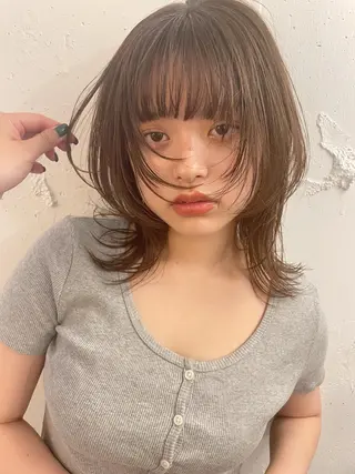 ミディアム カラー パーマ ヘアアレンジ 透明感color 🥣suzunaのヘアスタイル