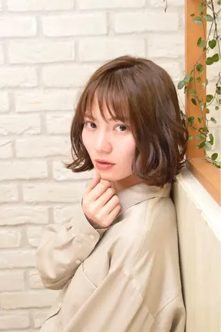 ミディアム カラー パーマ 清水 有実子のヘアスタイル