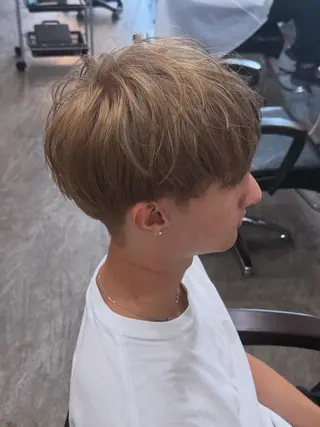 カラー メンズ 鈴木 陸のヘアスタイル