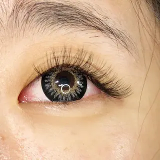 マツエク・マツパ Liliane所属・吉田 彩花のマツエク・マツパデザイン