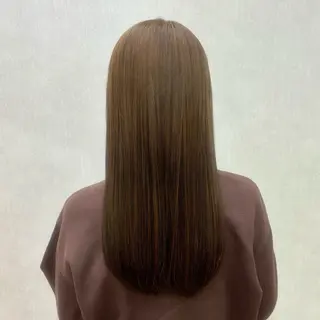 ロング カラー PATIONN所属・透明感/ベージュ/ 顔周り/yuna.のヘアスタイル