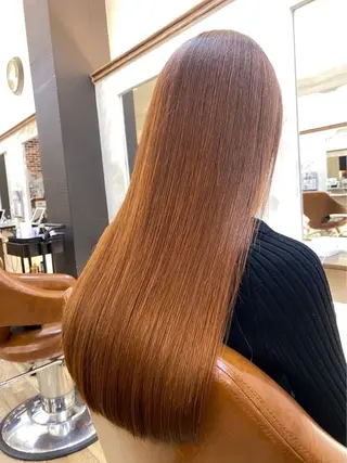 カラー 末廣 結音のヘアスタイル