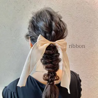 セミロング ヘアアレンジ charm《銀座》 ヘアセット/縮毛矯正のヘアスタイル