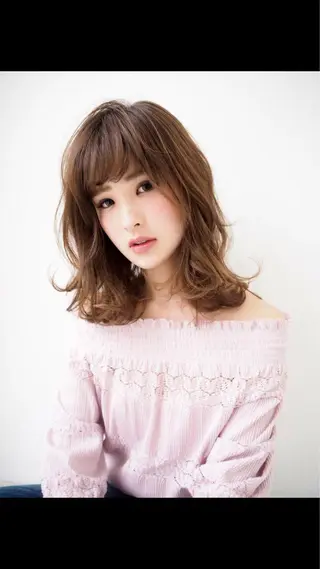 ミディアム 髪質改善\酸熱TR カット【店長】のヘアスタイル