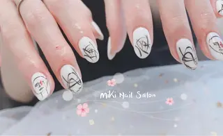 ネイル MiKi Nai池袋 長さだし得意のネイルデザイン