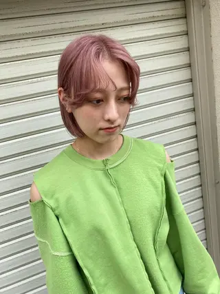 ミディアム カラー ブリーチカラーが人気 onnuのヘアスタイル