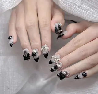 ネイル Lee Nailsのネイルデザイン