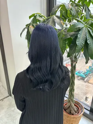 セミロング カラー パーマ ヘアアレンジ 透明感ブリーチカラー 🌈TOMOHIROのヘアスタイル