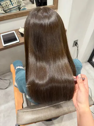 ロング 難波 茜のヘアスタイル