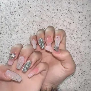 ネイル Queens PUPUのネイルデザイン