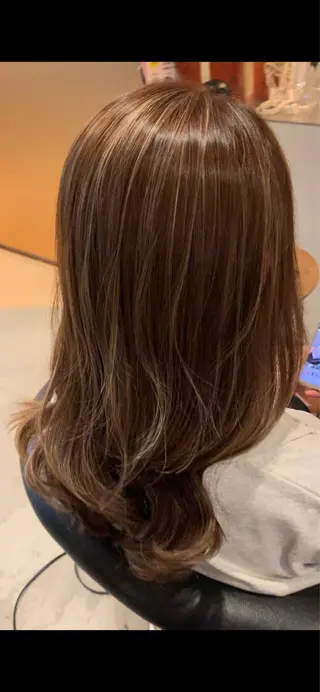 カラー PADOU平松 典幸のヘアスタイル