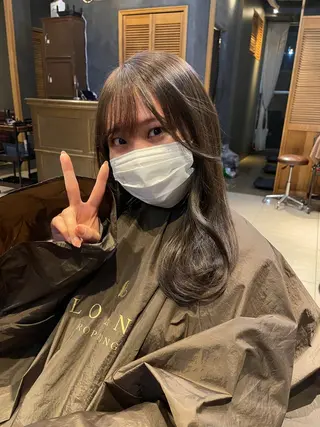 セミロング 六本木縮毛矯正/髪質 改善/LOANA鈴木のヘアスタイル