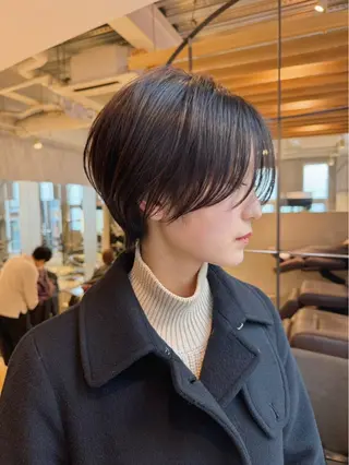 ショート カラー ROAMER スタイリストのヘアスタイル