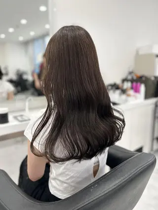 ロング カラー ハイトーンカラー 🦄レイヤーカットのヘアスタイル