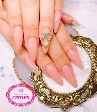 ネイル CROWN プライベートサロンのネイルデザイン