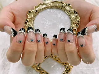 ネイル Nail Salon To Beのネイルデザイン