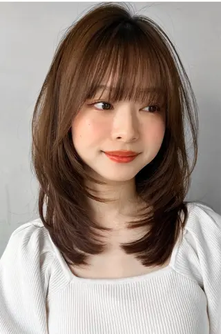 ロング カラー ARMONY表参道店所属・韓国風レイヤーカラー ライムのヘアスタイル