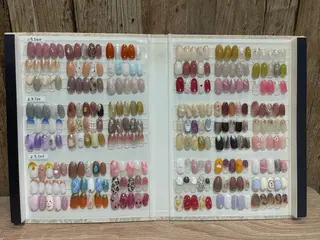 ネイル よねだ ゆうらのネイルデザイン