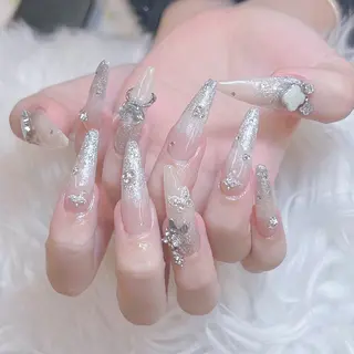 ネイル ゴテゴテ ネイルのネイルデザイン