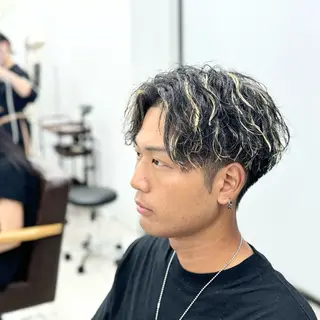 ショート パーマ メンズ ハイライト&曲がる 縮毛矯正特化 玉置のヘアスタイル