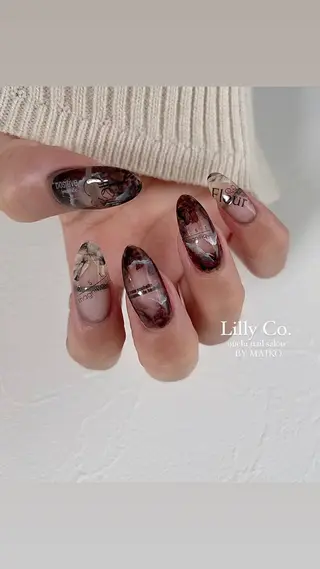 ネイル Lilly Co.のネイルデザイン