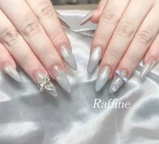 ネイル RAFFINE 月🦋🩵のネイルデザイン