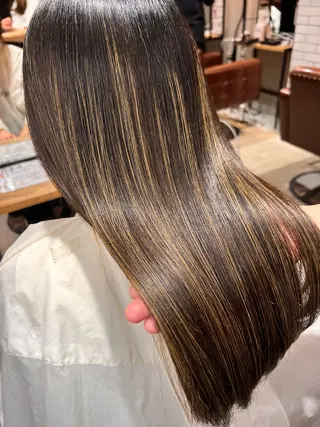 ロング ☆髪質改善☆ 伊藤 祐美のヘアスタイル