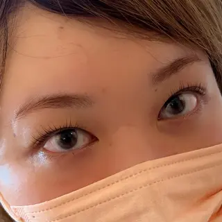 マツエク・マツパ アイブロウ おくむら あやこのヘアスタイル