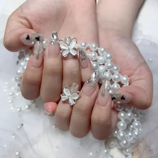 ネイル M🌷nail 長さだし専門店のネイルデザイン