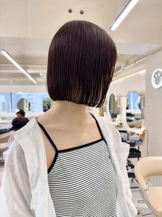 ショート センターパート /ニュアンスパーマのヘアスタイル