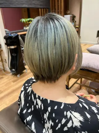 ショート 🎀ツヤ暖色カラー 🎀大塚ナオミのヘアスタイル