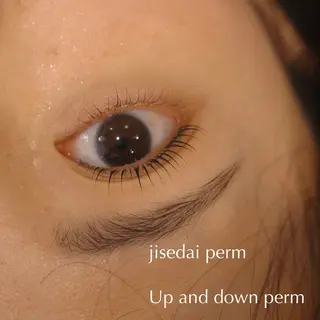 マツエク・マツパ ANDO HIKARIのヘアスタイル