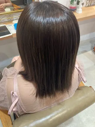 ミディアム 艶カラー3850 まいのヘアスタイル