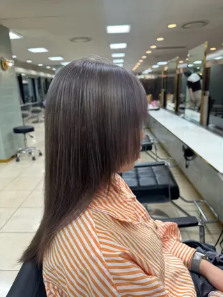 ロング カラー ラカリテ所属・渋谷 りなのヘアスタイル