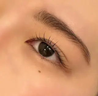 マツエク・マツパ ☪️WHITEEYE 店長 Uu☪️の眉毛・アイブロウイメージ