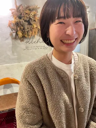 ショート さの あやねのヘアスタイル