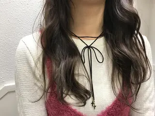 セミロング ロング カラー にった みずきのヘアスタイル