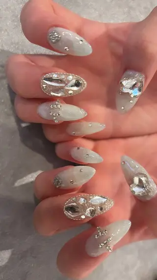 ネイル Mignon所属・Mignon 、のネイルデザイン