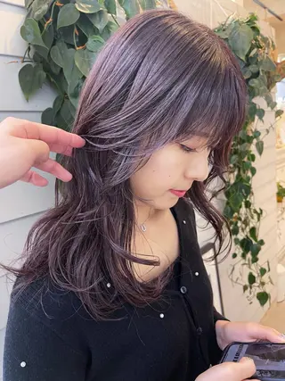セミロング カラー AiM 大名　似合わせカットのヘアスタイル