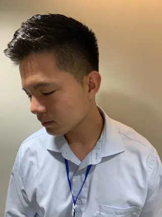 ショート カラー パーマ メンズ 長内 健太のヘアスタイル