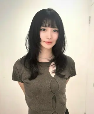 セミロング 𝐍𝐎𝐑𝐀 𝐇𝐀𝐈𝐑 𝐒𝐀𝐋𝐎𝐍所属・中嶋蓮 透明感カラー韓国ヘアのヘアスタイル