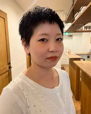 ショート china/ボブ ブリーチカラーのヘアスタイル