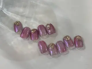 ネイル Salondevi2 isanaのネイルデザイン