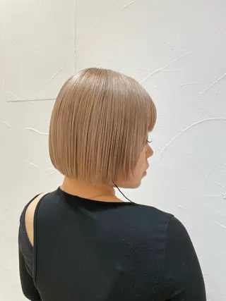 ショート カラー ✩𝐴𝑠ℎ 中目黒 浦野 遥‎✩*｡のヘアスタイル