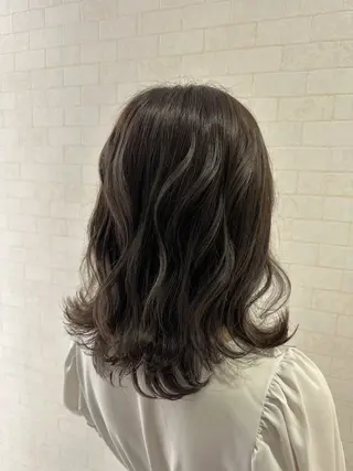 セミロング カラー 大人レイヤー& 透明感カラー💄のヘアスタイル