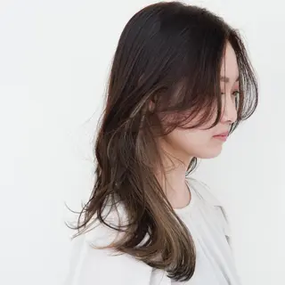 ミディアム カラー ミタニ/髪質改善 /レイヤーカットのヘアスタイル