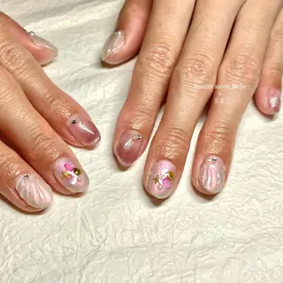 ネイル ラヴィアンローズ所属・S. kurumiのネイルデザイン