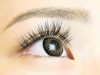 マツエク・マツパ ELRe Ginzaのマツエク・マツパデザイン