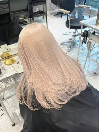 ロング カラー 【🦋ハイトーンリタ ッチ🦋】ENAのヘアスタイル