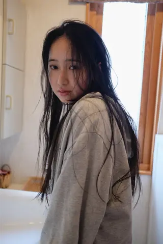 ロング メンズハイトーン/栄 /イトウタケルのヘアスタイル